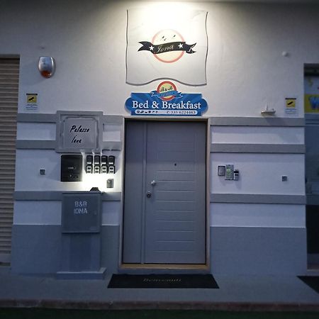 B&B Iona Rocca di Neto Екстер'єр фото